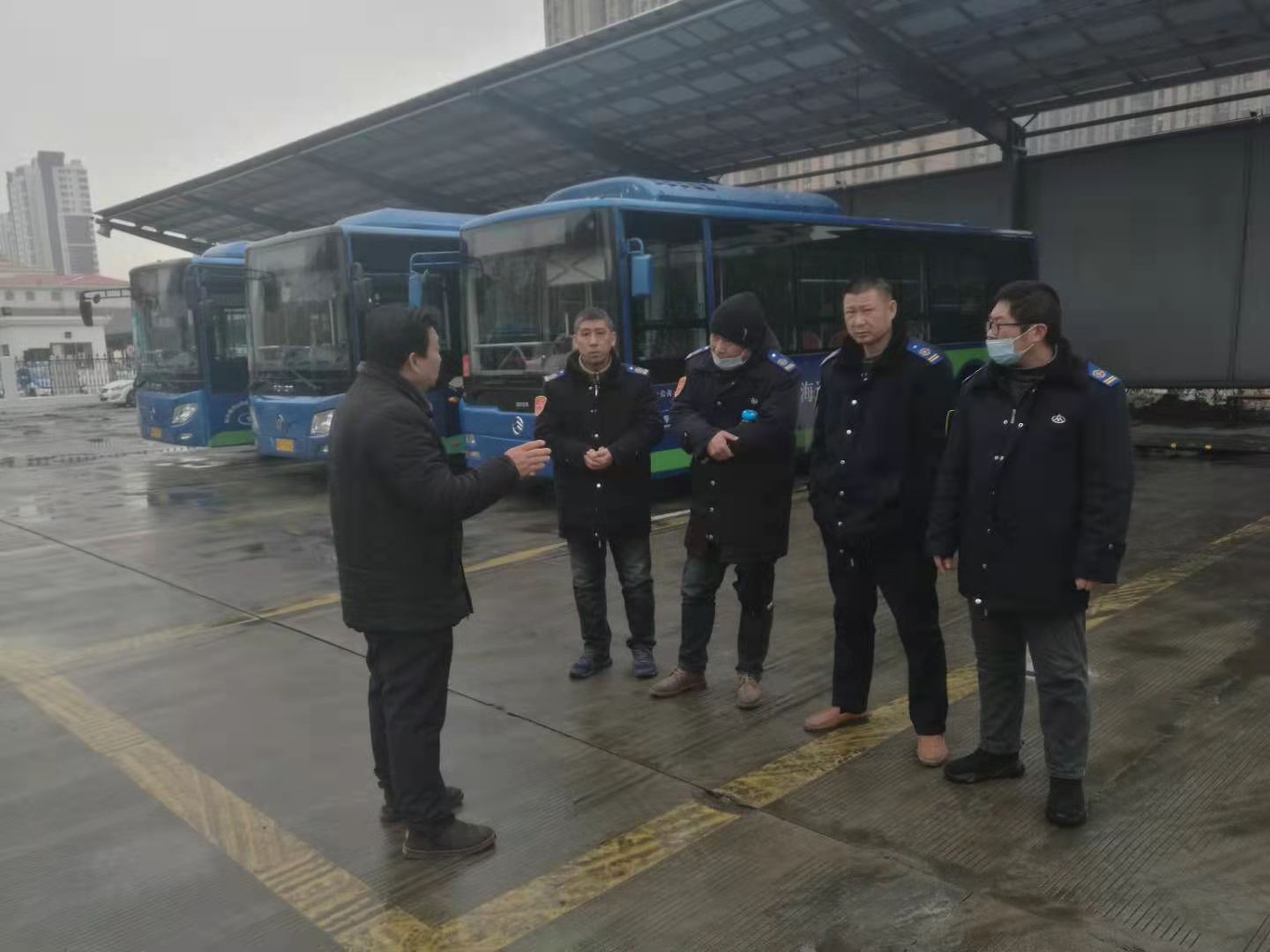 開展春運(yùn)安全檢查 筑牢公交安全防線